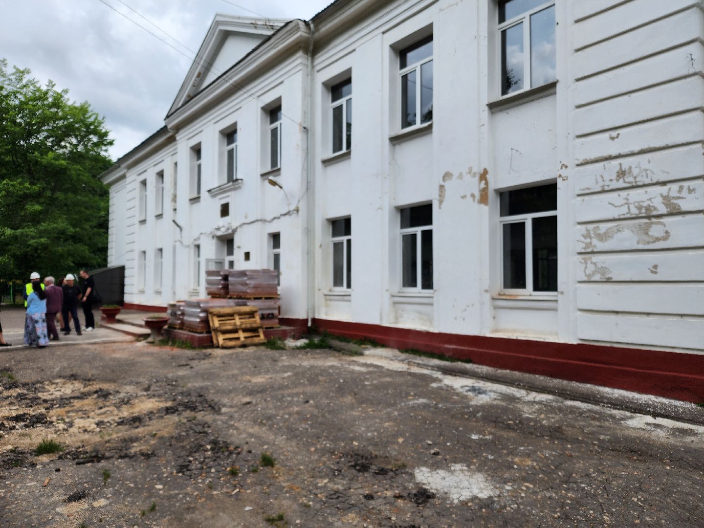 чехов, центр детского творчества, капитальный ремонт, реконструкция, обустройство полов, стяжка полов, демонтажные работы, прокладка инженерных сетей, капремонт, обновление, фасадные работы, замена кровли, окна и двери, госпрограмма московской области,