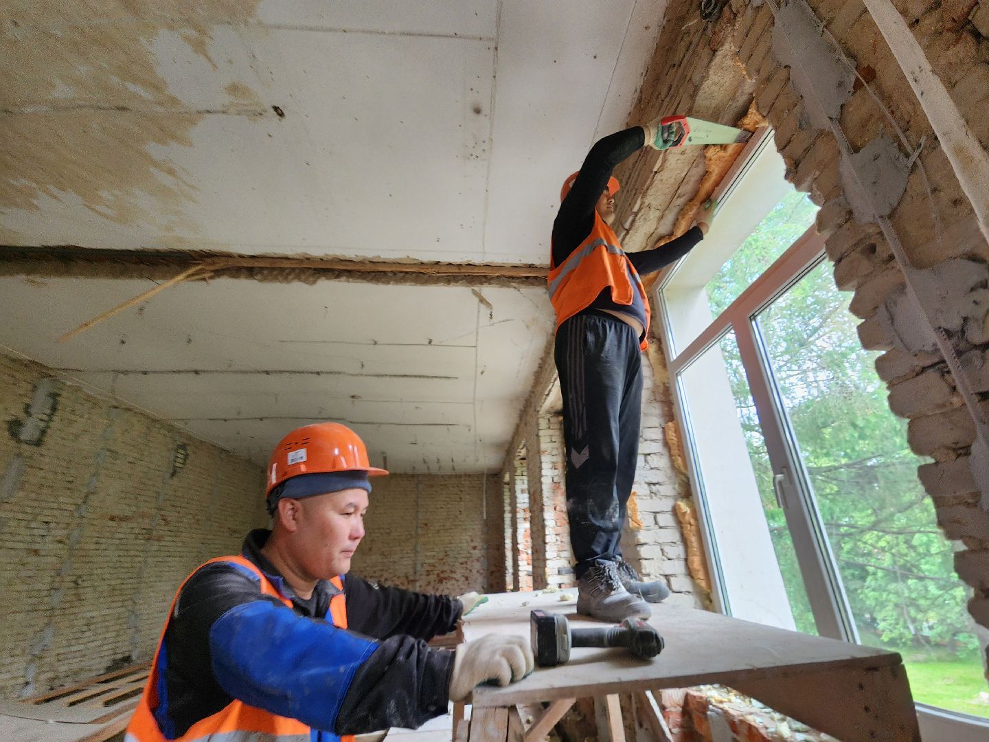 чехов, центр детского творчества, капитальный ремонт, реконструкция, обустройство полов, стяжка полов, демонтажные работы, прокладка инженерных сетей, капремонт, обновление, фасадные работы, замена кровли, окна и двери, госпрограмма московской области,