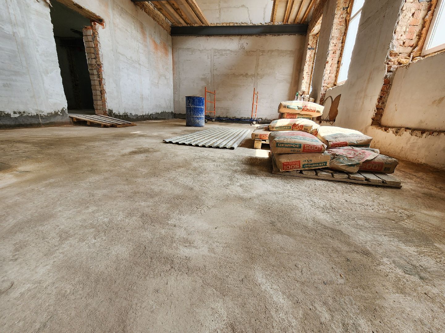 чехов, центр детского творчества, капитальный ремонт, реконструкция, обустройство полов, стяжка полов, демонтажные работы, прокладка инженерных сетей, капремонт, обновление, фасадные работы, замена кровли, окна и двери, госпрограмма московской области,