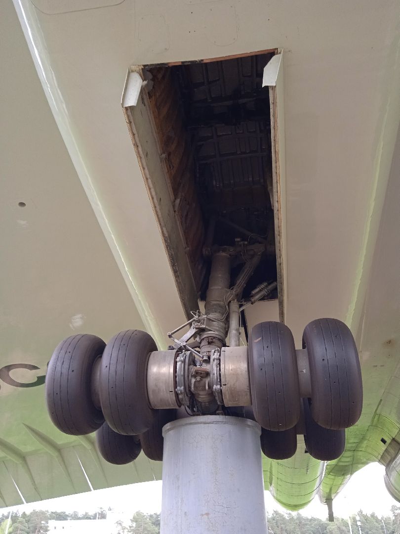 Ту-144, памятник, монумент, традиция, взлётное, положение, Жуковский