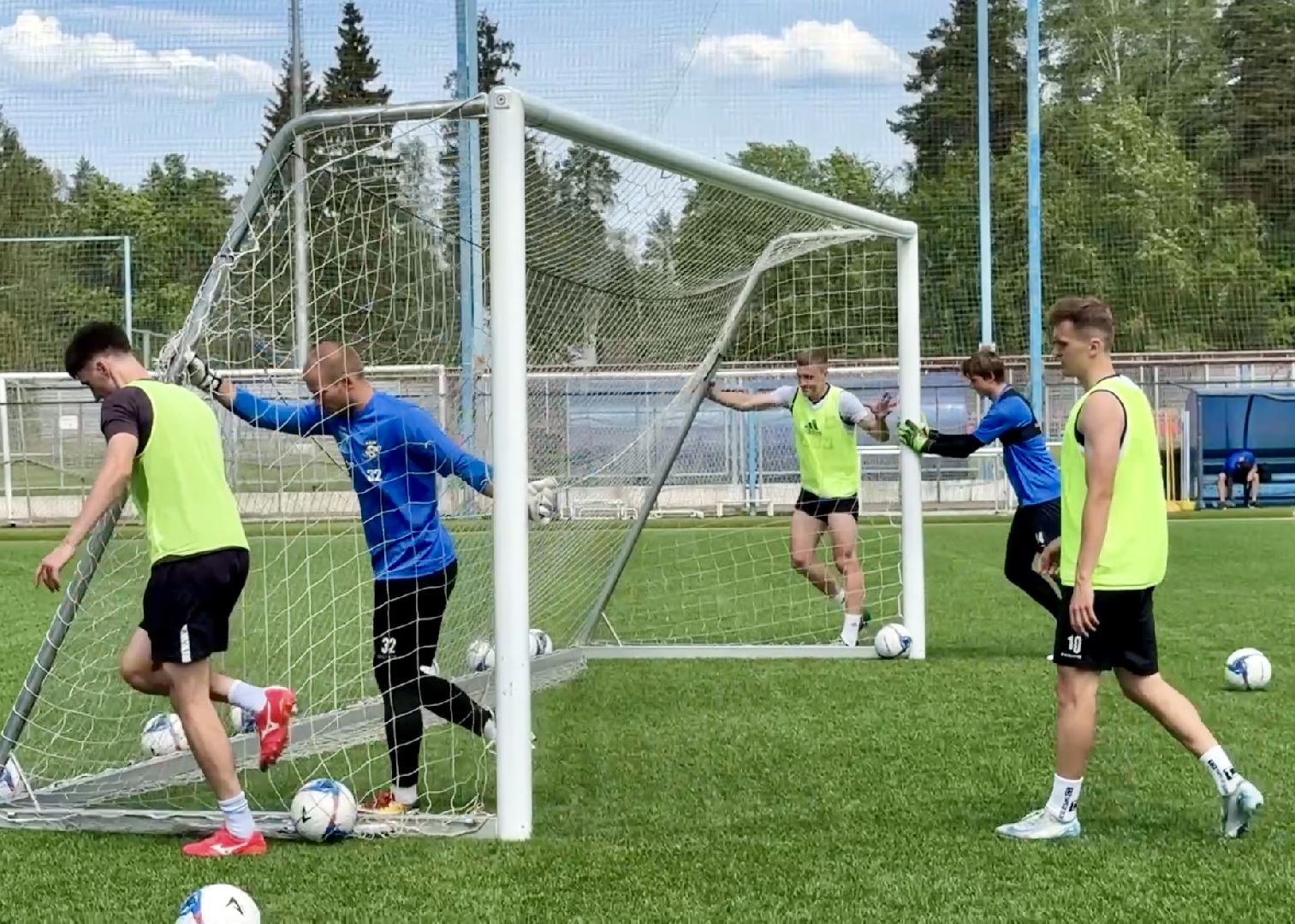 раменское, сатурн, сатурн в кратово, леон сатурн, футбол,