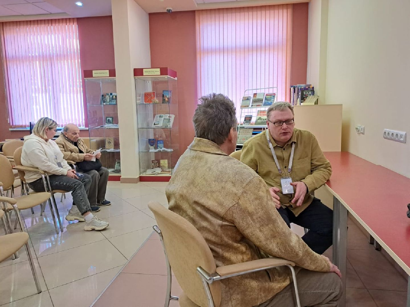 пенсионеры, доброе дело,