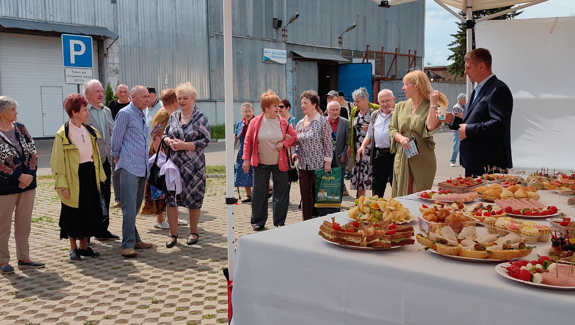мемориальная доска, память, завод, авиация, ветеран, аэрофлот,