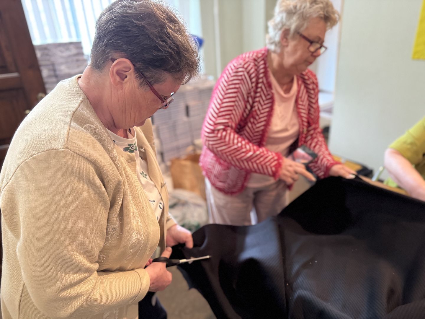 фонд защита, балашиха, активное долголетие балашиха, подушки косточки для сво, помощь сво,