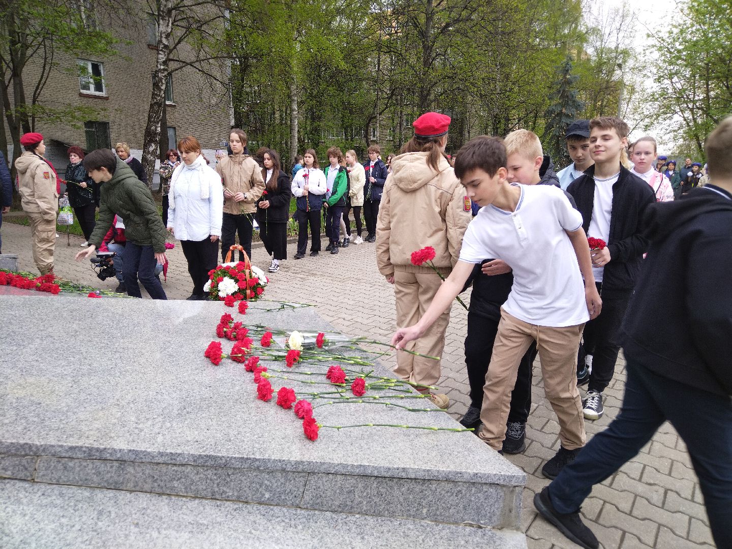 Мытищи, ВОВ, ветераны, возложение цветов, памятная стела