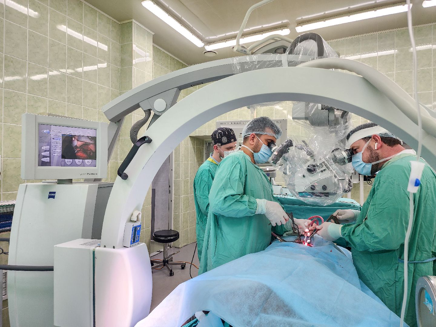 Подольск, медицина, нейрохирургия, операция, головной мозг, покб,