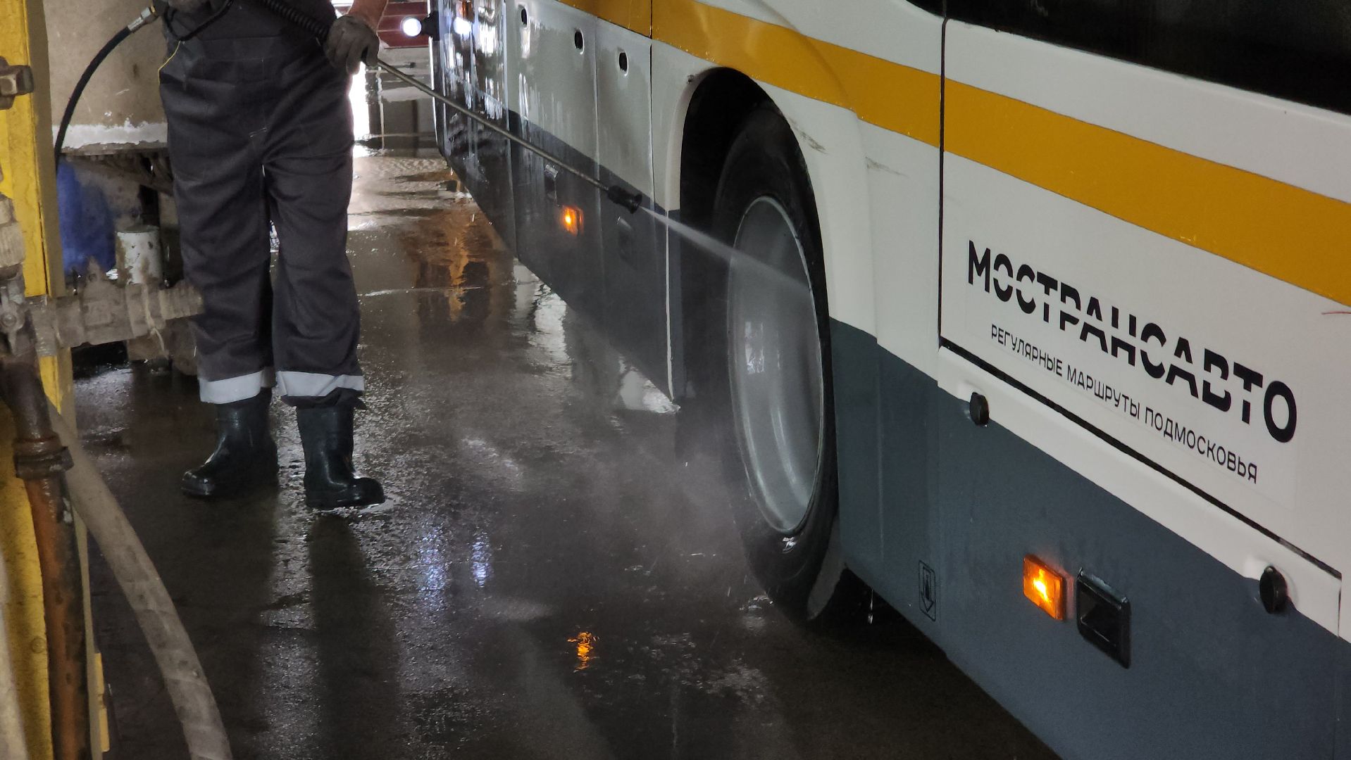 мострансавто, пушкинский городской округ, Уборка автобусов, Чистый автобус,