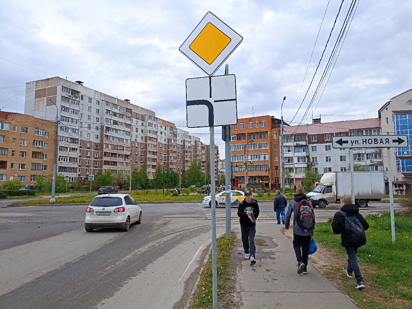 Серпухов, Подмосковье, дороги, знаки, безопасность, пешеходы, автомобилисты