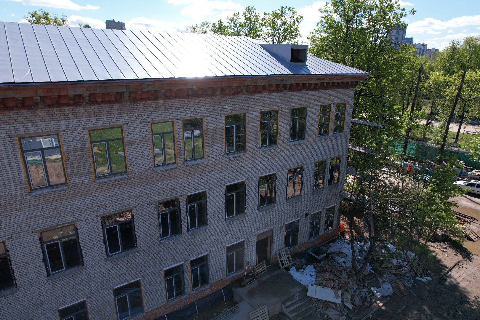 Поликлиника 1 в Королеве , видео с коптера, капремонт поликлиники королев,