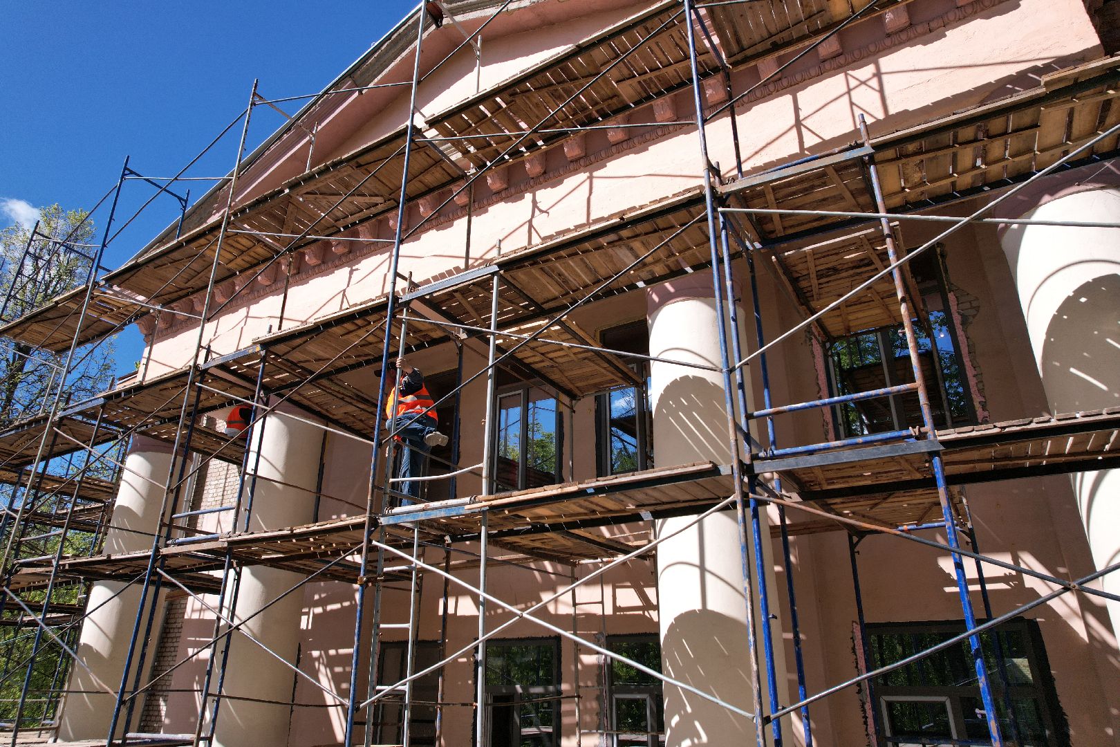 Поликлиника 1 в Королеве , видео с коптера, капремонт поликлиники королев,