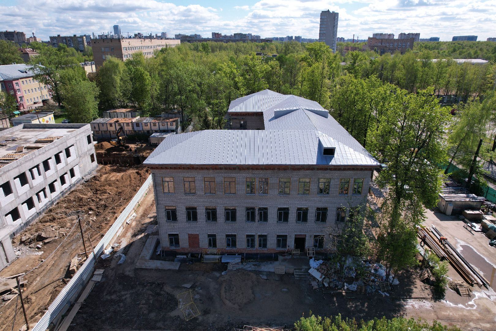 Поликлиника 1 в Королеве , видео с коптера, капремонт поликлиники королев,