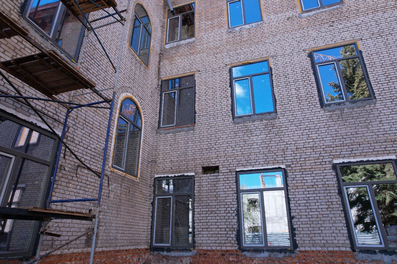 Поликлиника 1 в Королеве , видео с коптера, капремонт поликлиники королев,