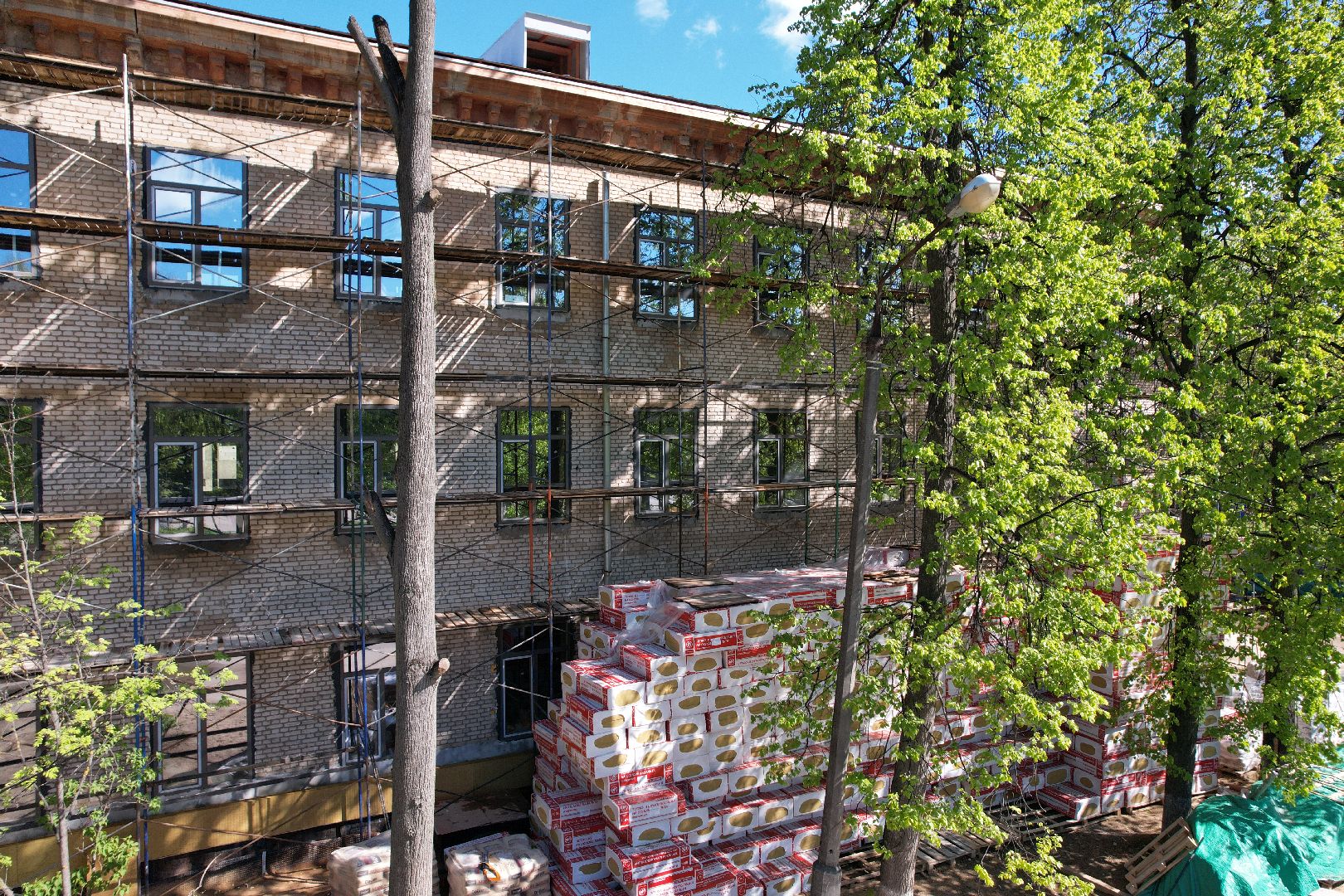 Поликлиника 1 в Королеве , видео с коптера, капремонт поликлиники королев,