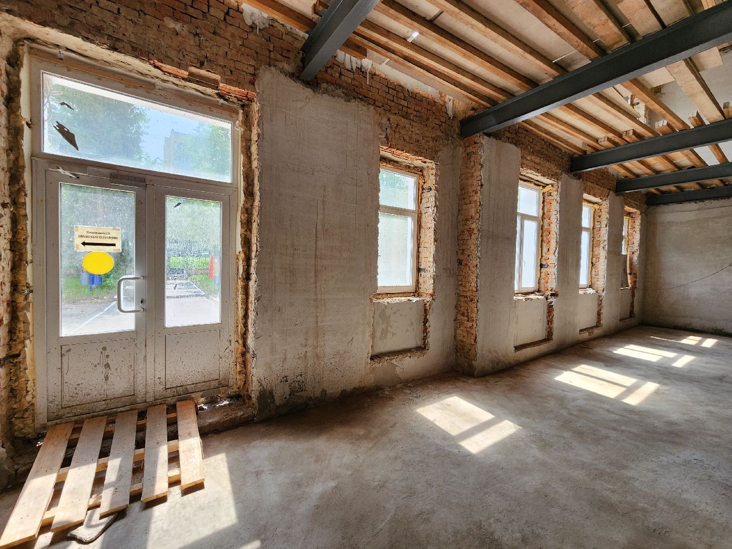 чехов, центр детского творчества, капитальный ремонт, реконструкция, капремонт, обновление,  демонтаж старых окон, замена оконных блоков, стеклопакеты,прокладка инженерных сетей, внутренняя отделка помещений, фасадные и кровельные работы,госпрограмма московской области,