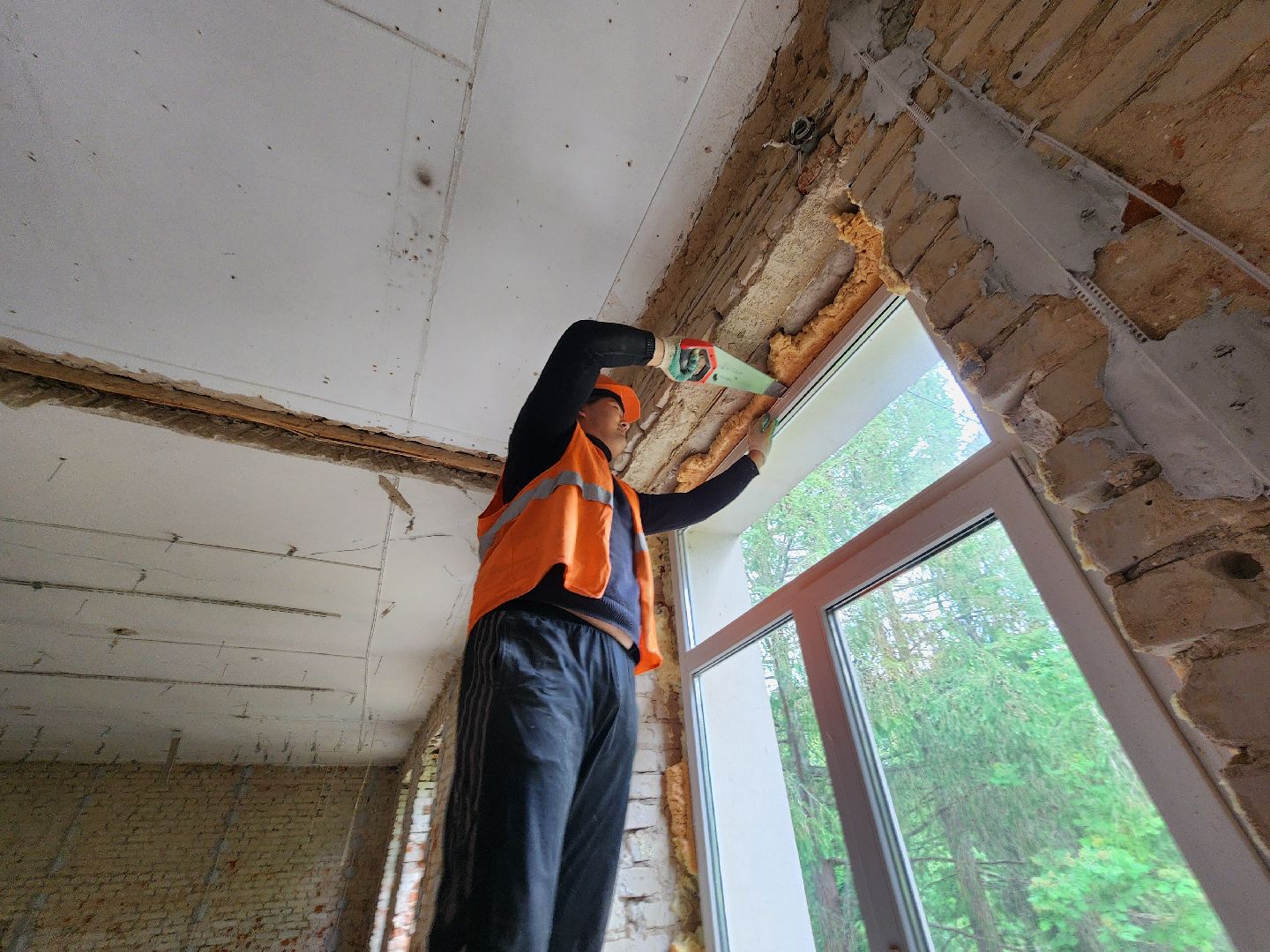 чехов, центр детского творчества, капитальный ремонт, реконструкция, капремонт, обновление,  демонтаж старых окон, замена оконных блоков, стеклопакеты,прокладка инженерных сетей, внутренняя отделка помещений, фасадные и кровельные работы,госпрограмма московской области,