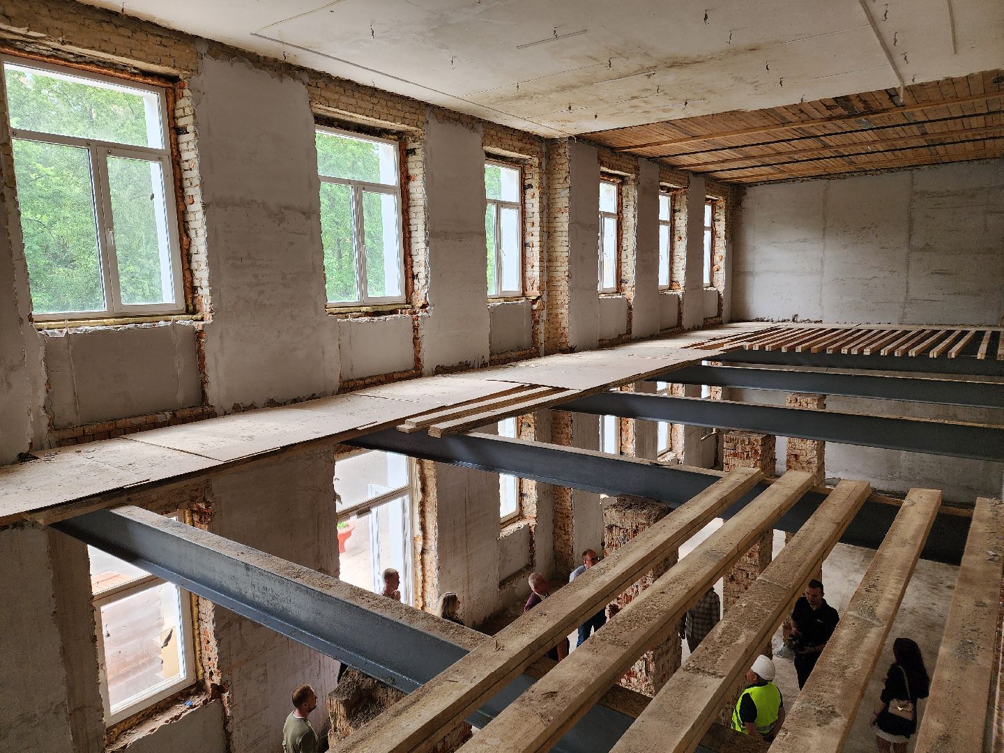 чехов, центр детского творчества, капитальный ремонт, реконструкция, капремонт, обновление,  демонтаж старых окон, замена оконных блоков, стеклопакеты,прокладка инженерных сетей, внутренняя отделка помещений, фасадные и кровельные работы,госпрограмма московской области,