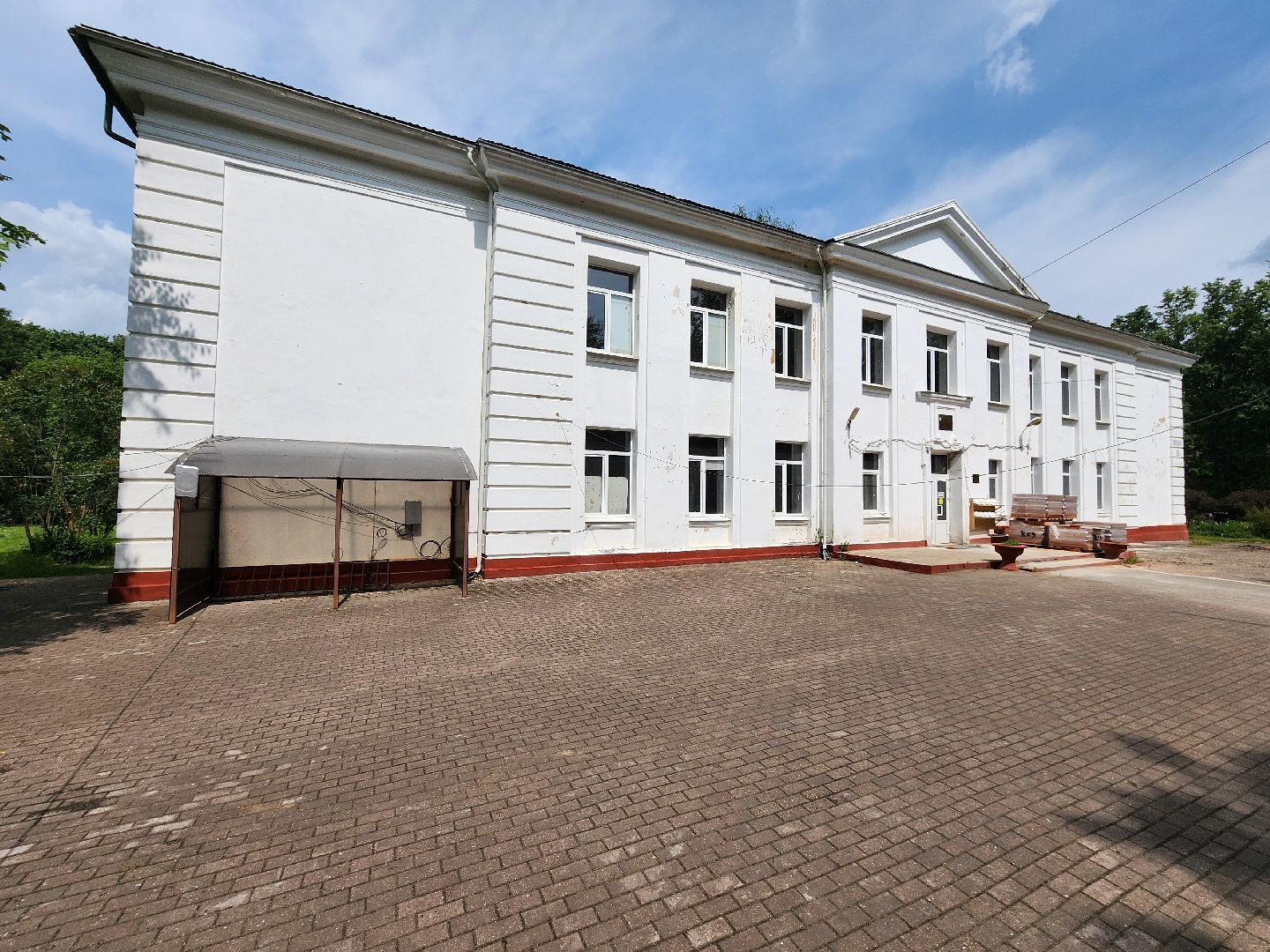 чехов, центр детского творчества, капитальный ремонт, реконструкция, капремонт, обновление,  демонтаж старых окон, замена оконных блоков, стеклопакеты,прокладка инженерных сетей, внутренняя отделка помещений, фасадные и кровельные работы,госпрограмма московской области,