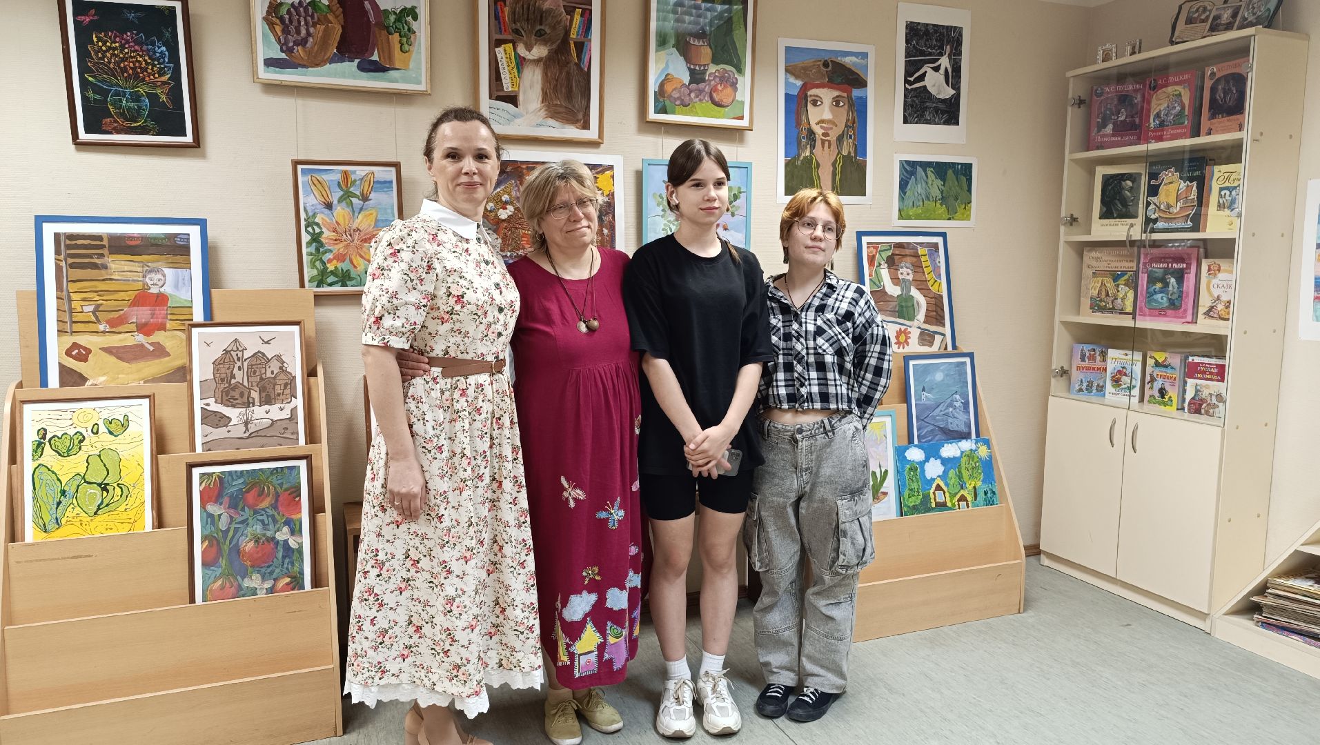 дети, библиотека, выставка, лобня,