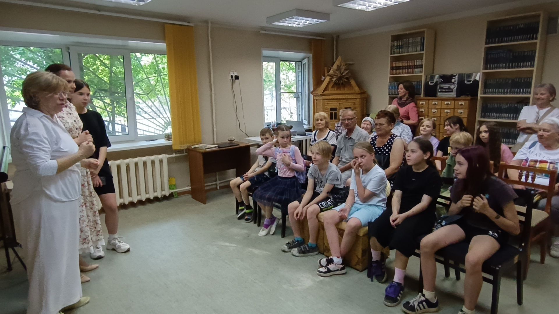 дети, библиотека, выставка, лобня,