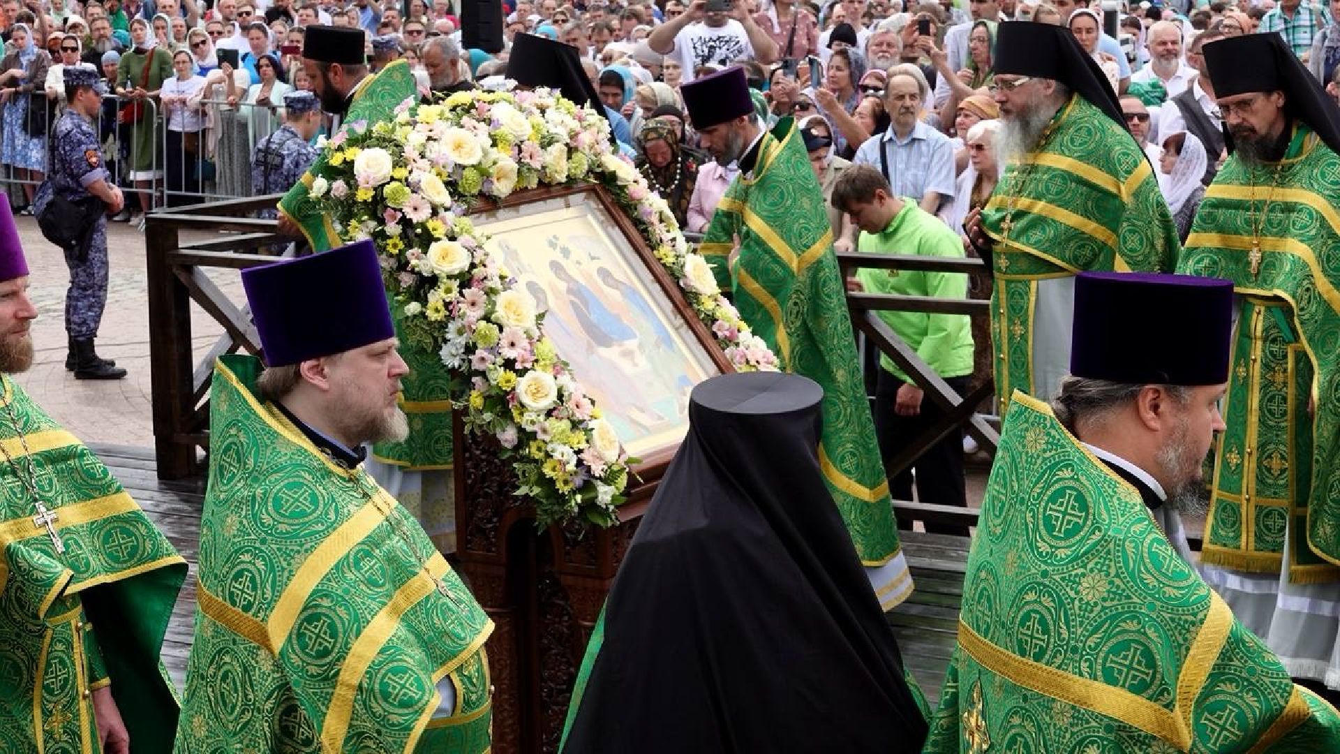 патриарх кирилл ,  сергиев посад , сергиево-посадский городской округ, вера, троица, троице-сергиева лавра ,