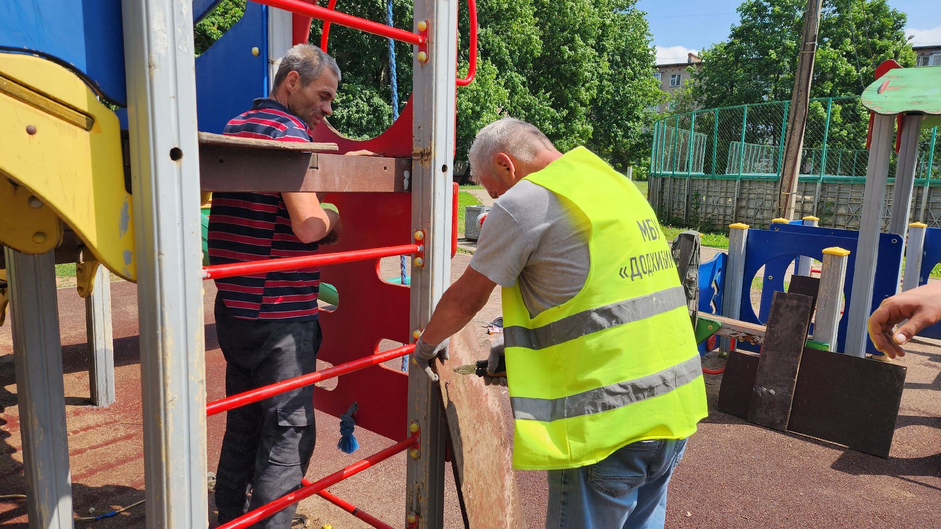 ремонт детских площадок, истра, благоустройство, добродел,