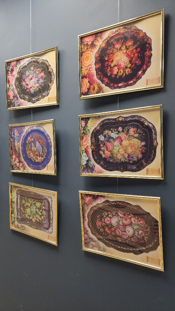 библиотека, день россии, художественная выставка, жостово, городецкая роспись, живопись, графика, картины маслом, художница,образ россии моей,вертикалки,