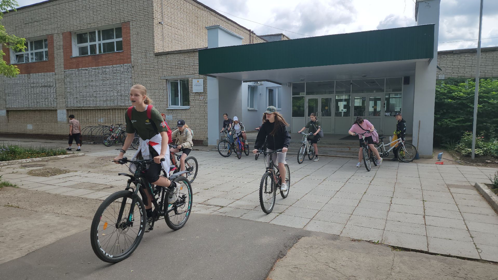 серпухов, подмосковье, эковелозаезд, экология, уборка мусора,