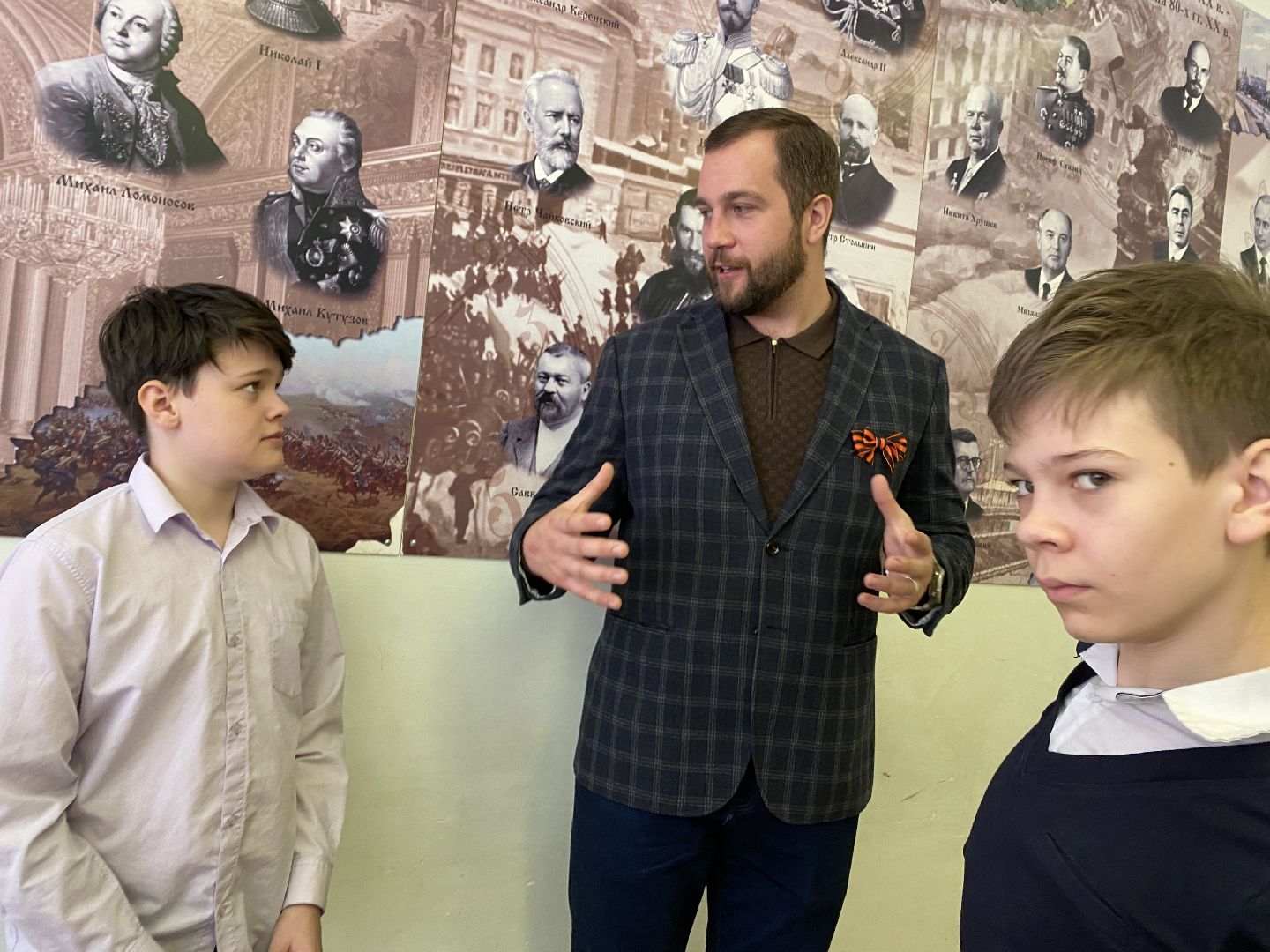 Чехов, школа, военнослужащий, урок мужества, День победы