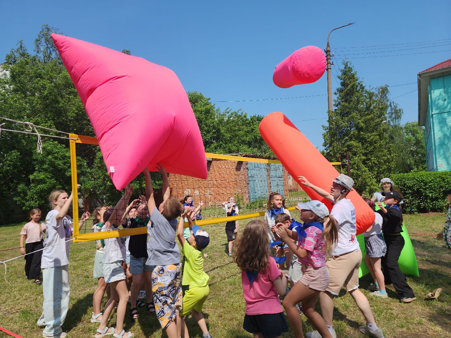серпухов, подмосковье, детский лагерь, аниматор, ростовые куклы, каникулы, лагерь в школе,
