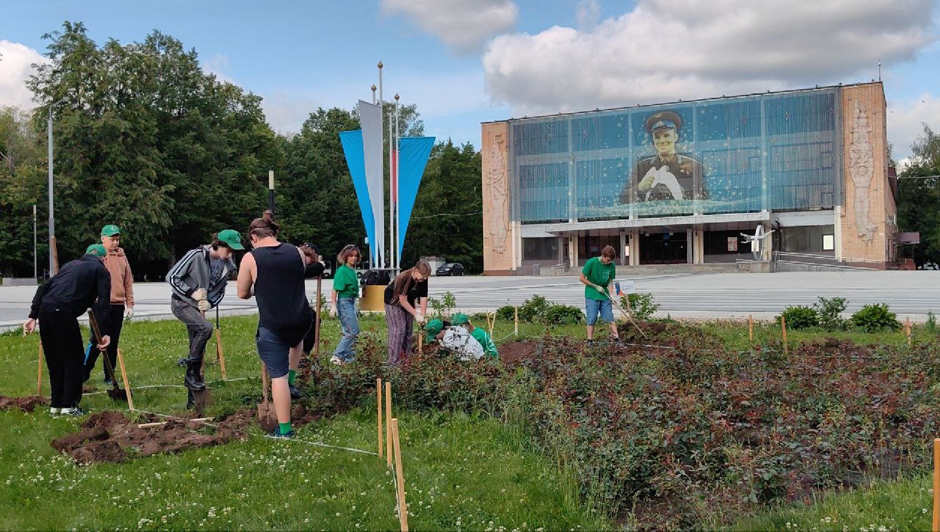 трудовое лето, уборка, проект, каникулы, школьники, бригада,