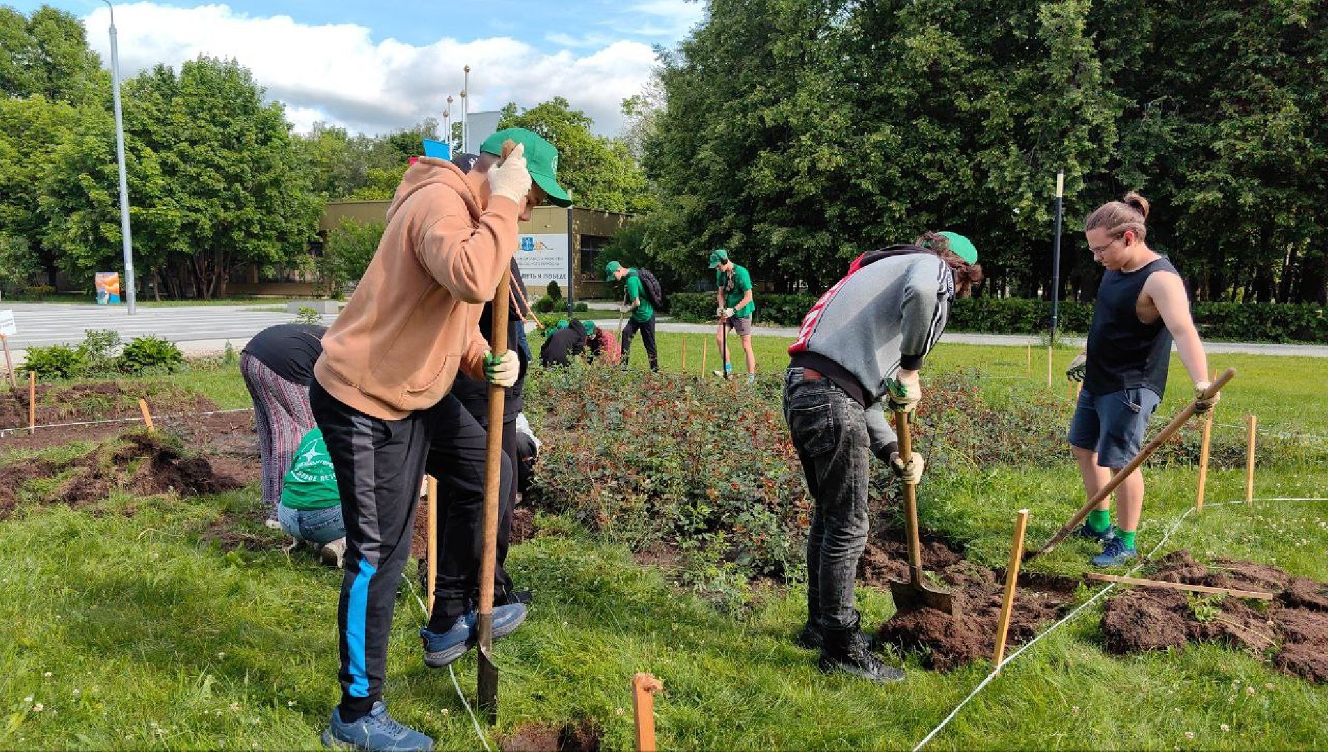 трудовое лето, уборка, проект, каникулы, школьники, бригада,