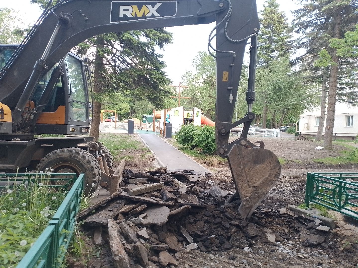 благоустройство, городской округ восход, новый асфальт, асфальтовое покрытие, строительство , формирование комфортной городской среды,