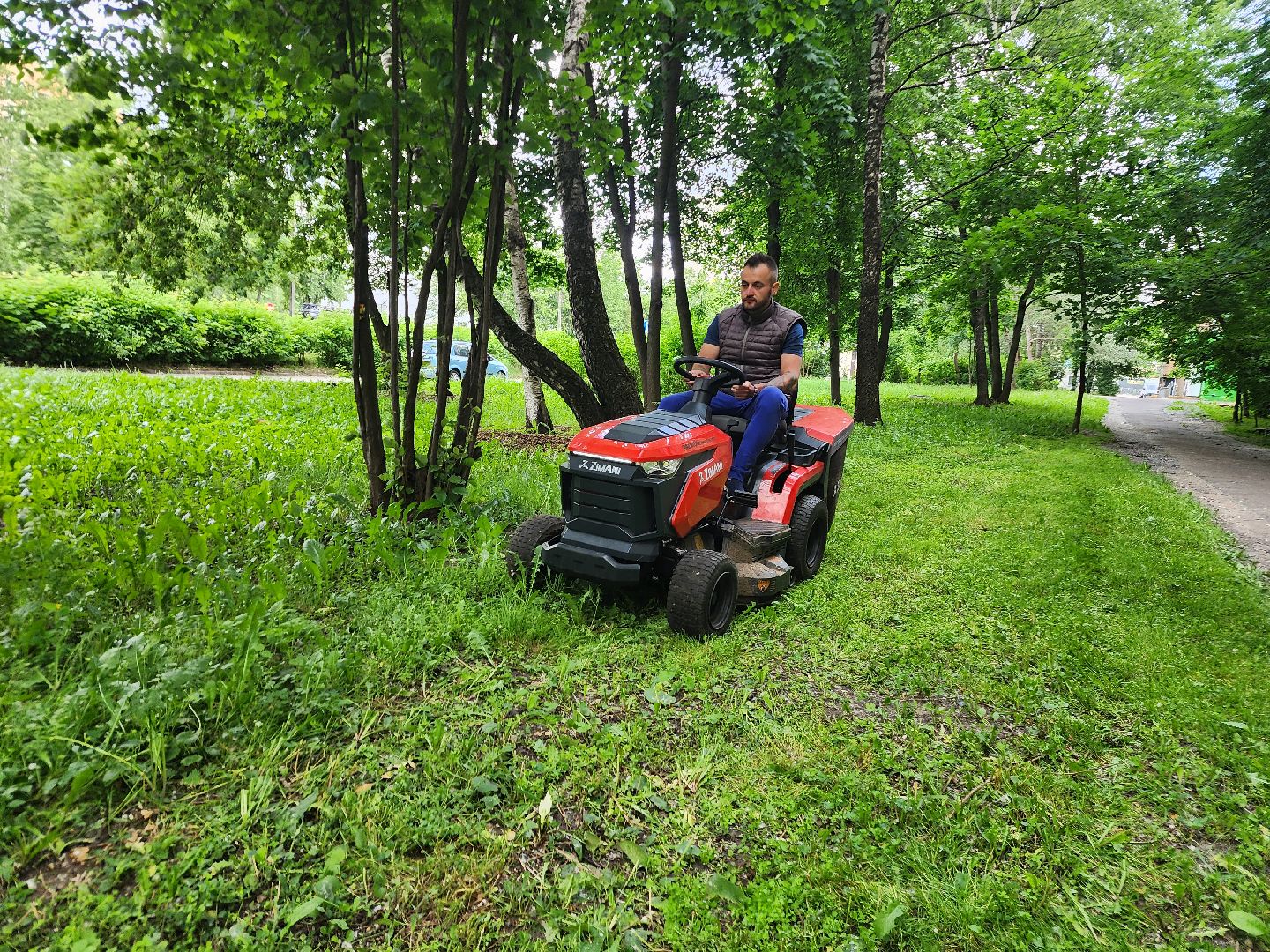 фрязино, покос травы, новая техника, мбу городское хозяйство, газонокосилка,