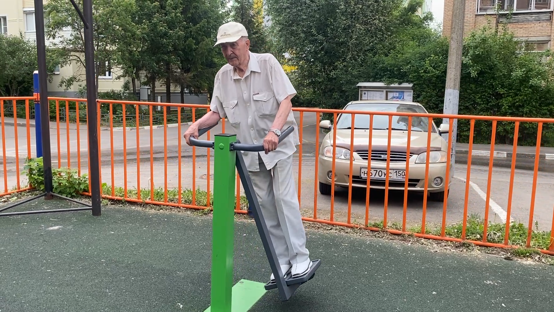 спорт во власихе, спортивная площадка, теннисный стол, баскетбольная площадка, спортплощадка власиха,