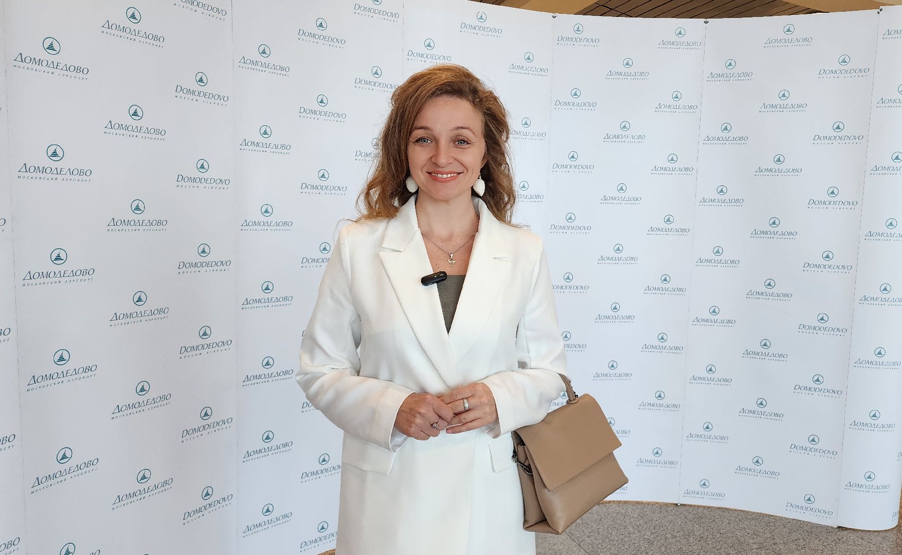 домодедово, подмосковье,  культура, аэропорт, фольклор, праздник, программа, день россии, флешмоб, танцы, гуляния, история, россия,