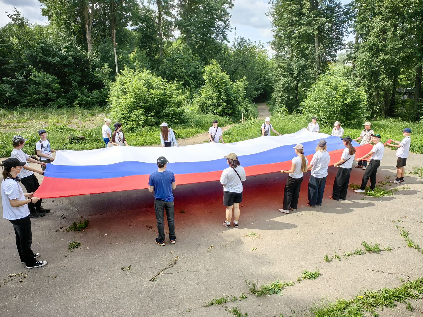 флешмоб, акция, день россии,  волонтеры, молодежь,