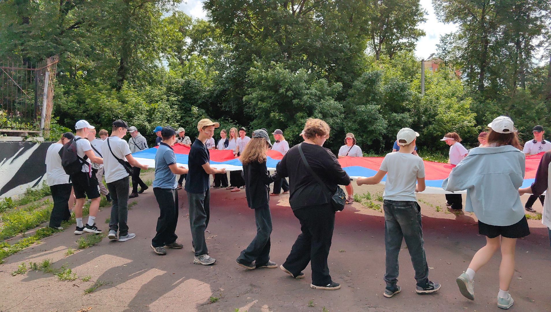 флешмоб, акция, день россии,  волонтеры, молодежь,