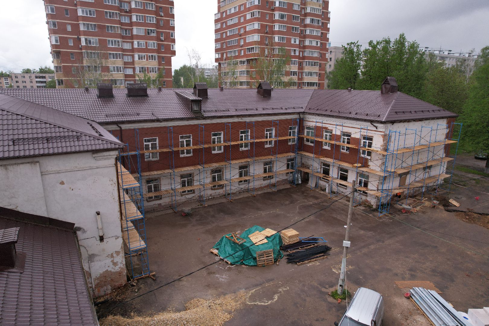 видео с коптера, ремонт лицея 10, лицей 10 в клину,