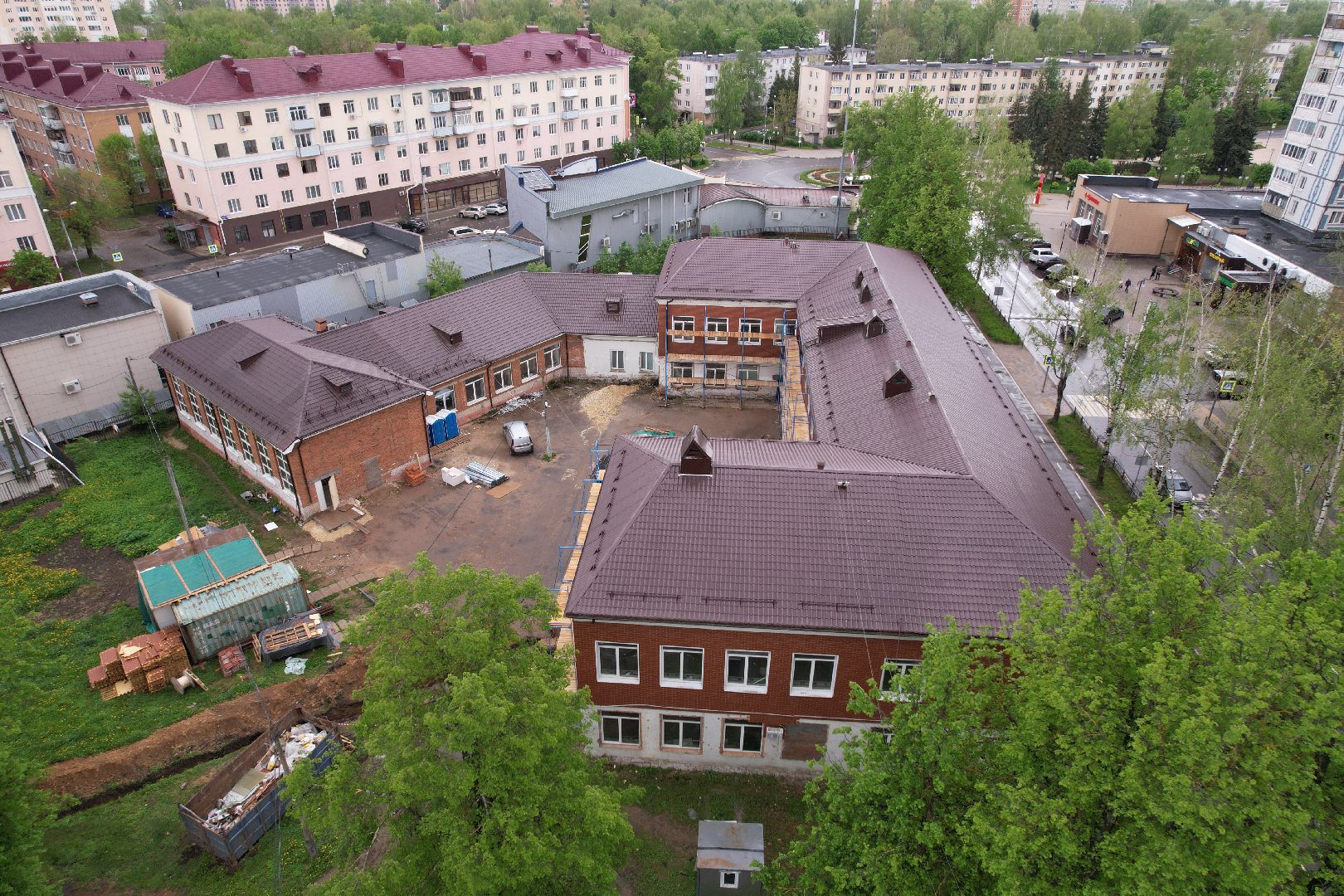 видео с коптера, ремонт лицея 10, лицей 10 в клину,