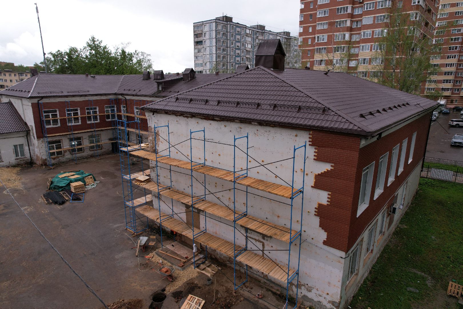 видео с коптера, ремонт лицея 10, лицей 10 в клину,