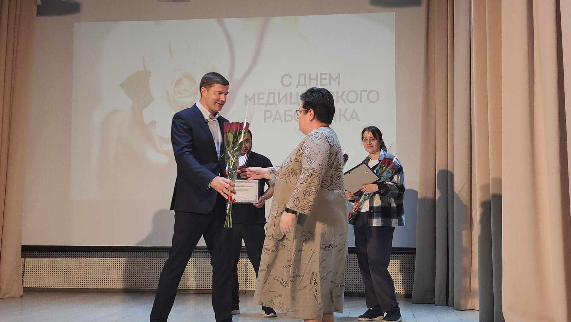 люберцы, люберецкая областная больница, врач-педиатр, день медработника,