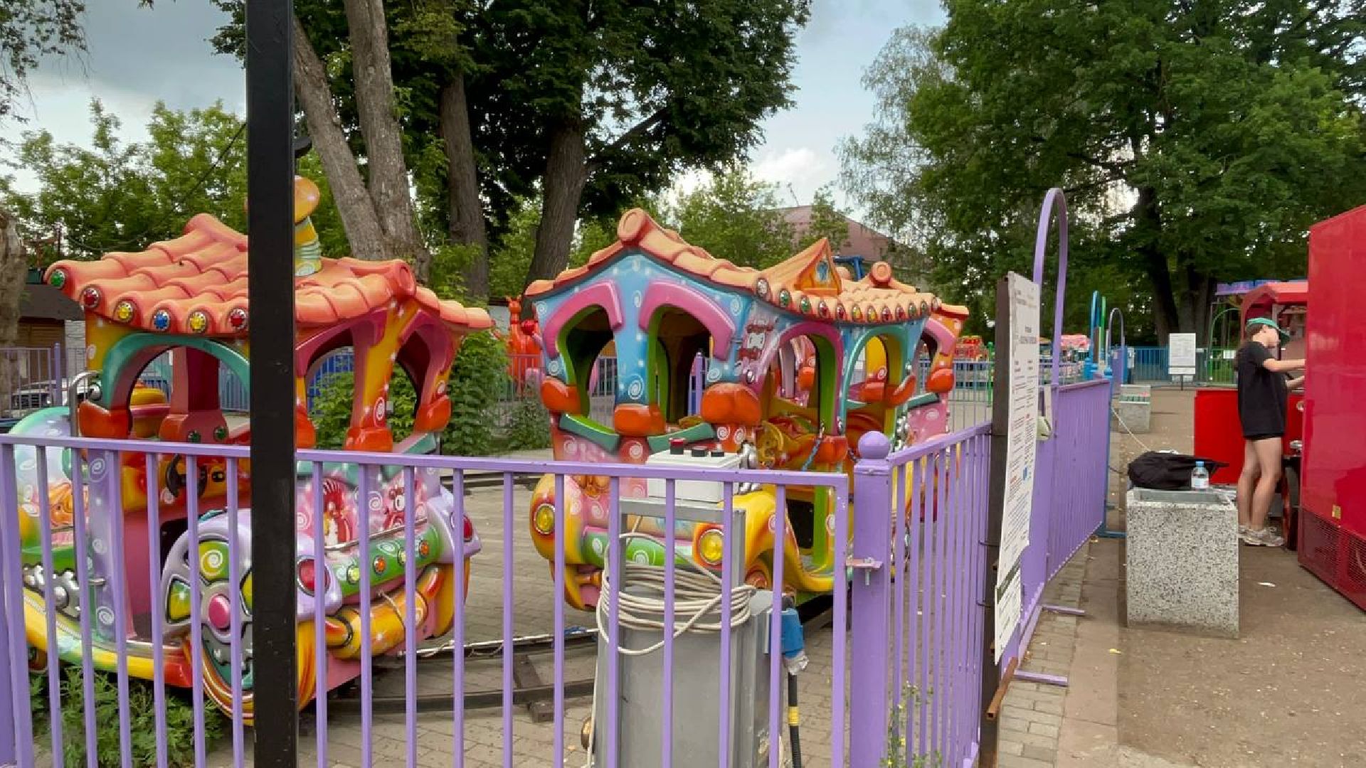 Истра, парк аттракционов, дети,