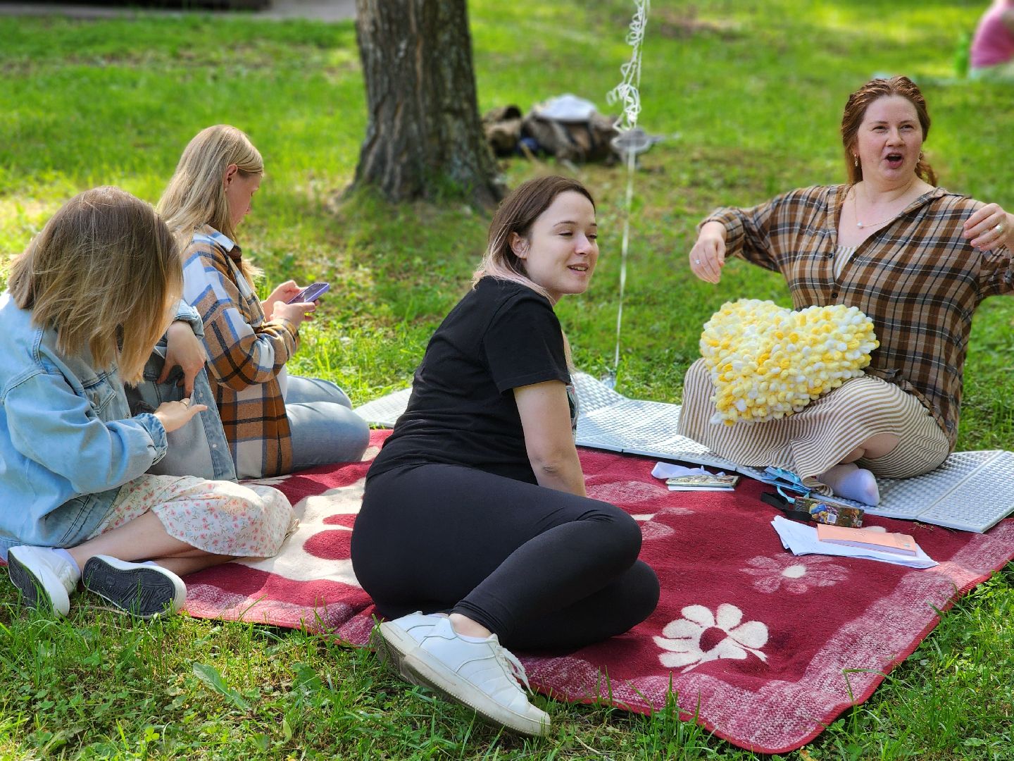 мамы подмосковья, беременные женщины, беременность, йога, арт-терапия, центр мещерякова,нина лунева,