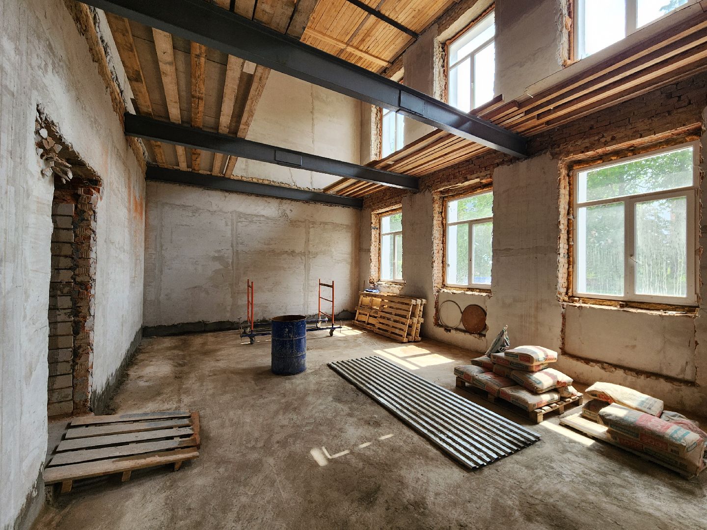 чехов, улица чехова, центр детского творчества, капитальный ремонт, реконструкция, обновление, внутренняя отделка, выравнивание стен, оштукатуривание стен, трассировка стен, демонтажные работы, фасадные и кровельные работы,замена инженерных сетей, госпрограмма московской области,