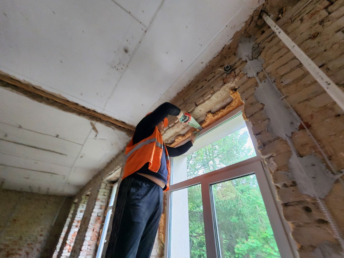 чехов, улица чехова, центр детского творчества, капитальный ремонт, реконструкция, обновление, внутренняя отделка, выравнивание стен, оштукатуривание стен, трассировка стен, демонтажные работы, фасадные и кровельные работы,замена инженерных сетей, госпрограмма московской области,