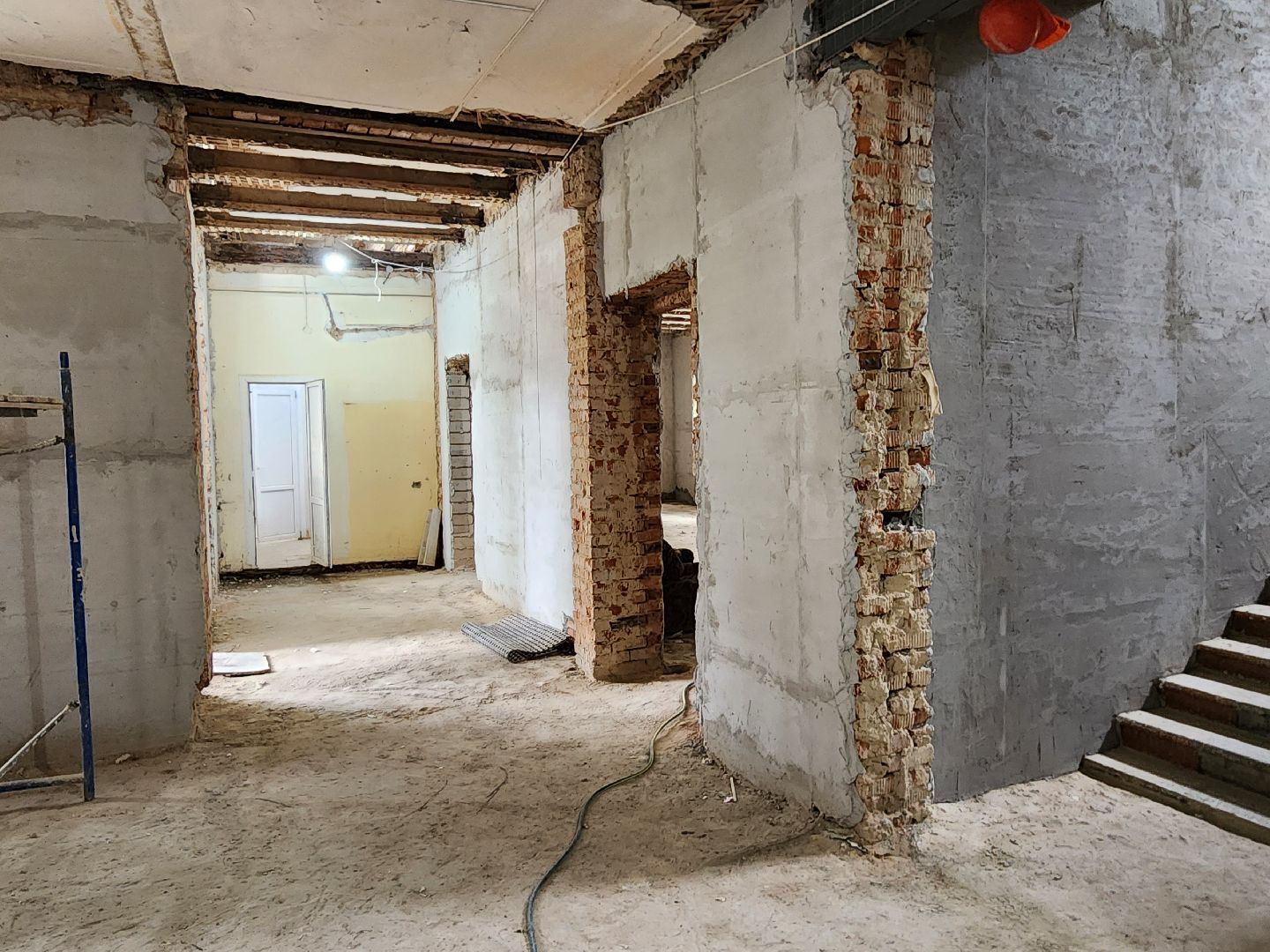 чехов, улица чехова, центр детского творчества, капитальный ремонт, реконструкция, обновление, внутренняя отделка, выравнивание стен, оштукатуривание стен, трассировка стен, демонтажные работы, фасадные и кровельные работы,замена инженерных сетей, госпрограмма московской области,