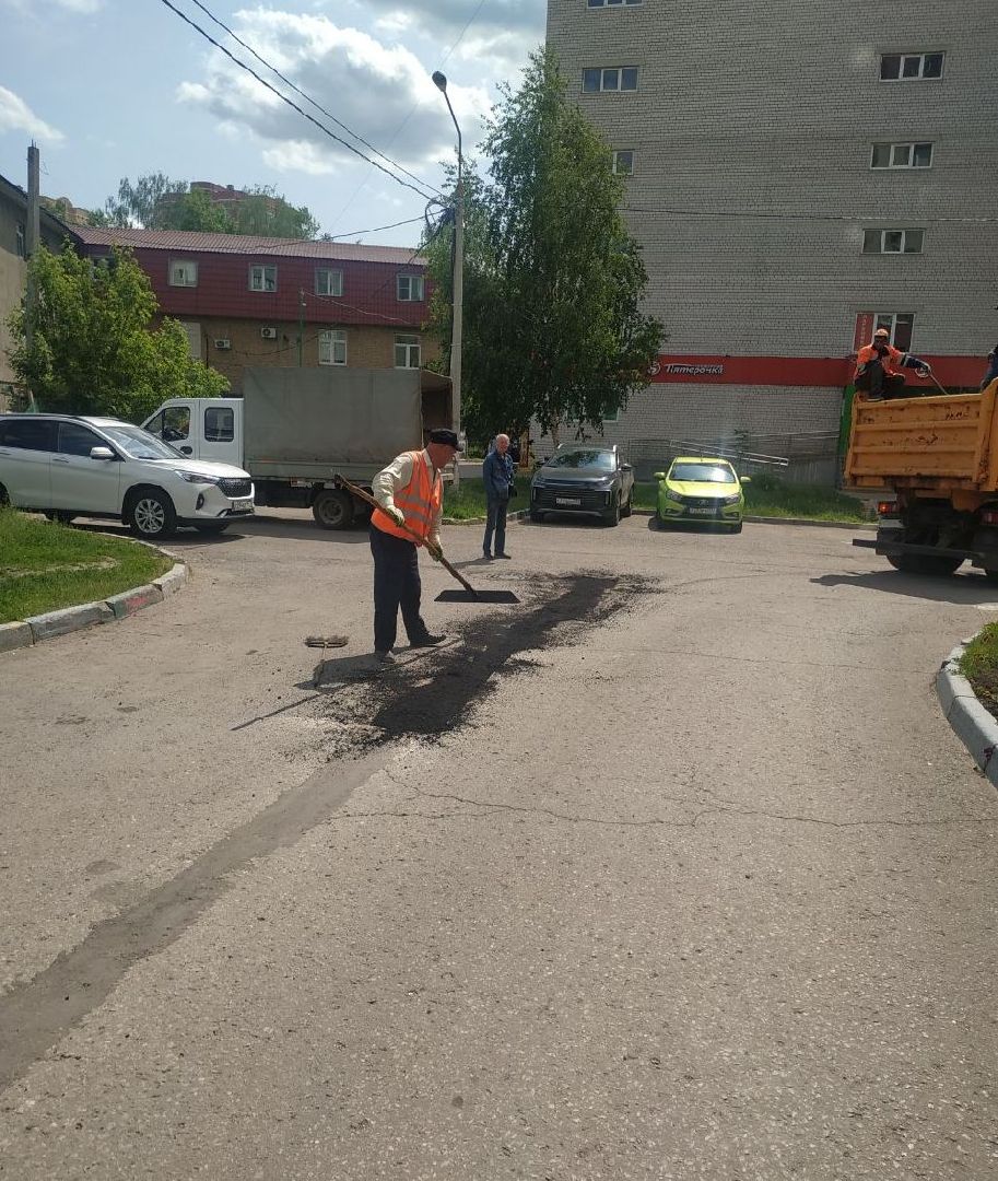 ивантеевка, вертикалки, ямочный ремонт, внутриквартальная дорога, проезд, ямы на дорогах, коммунальная служба,