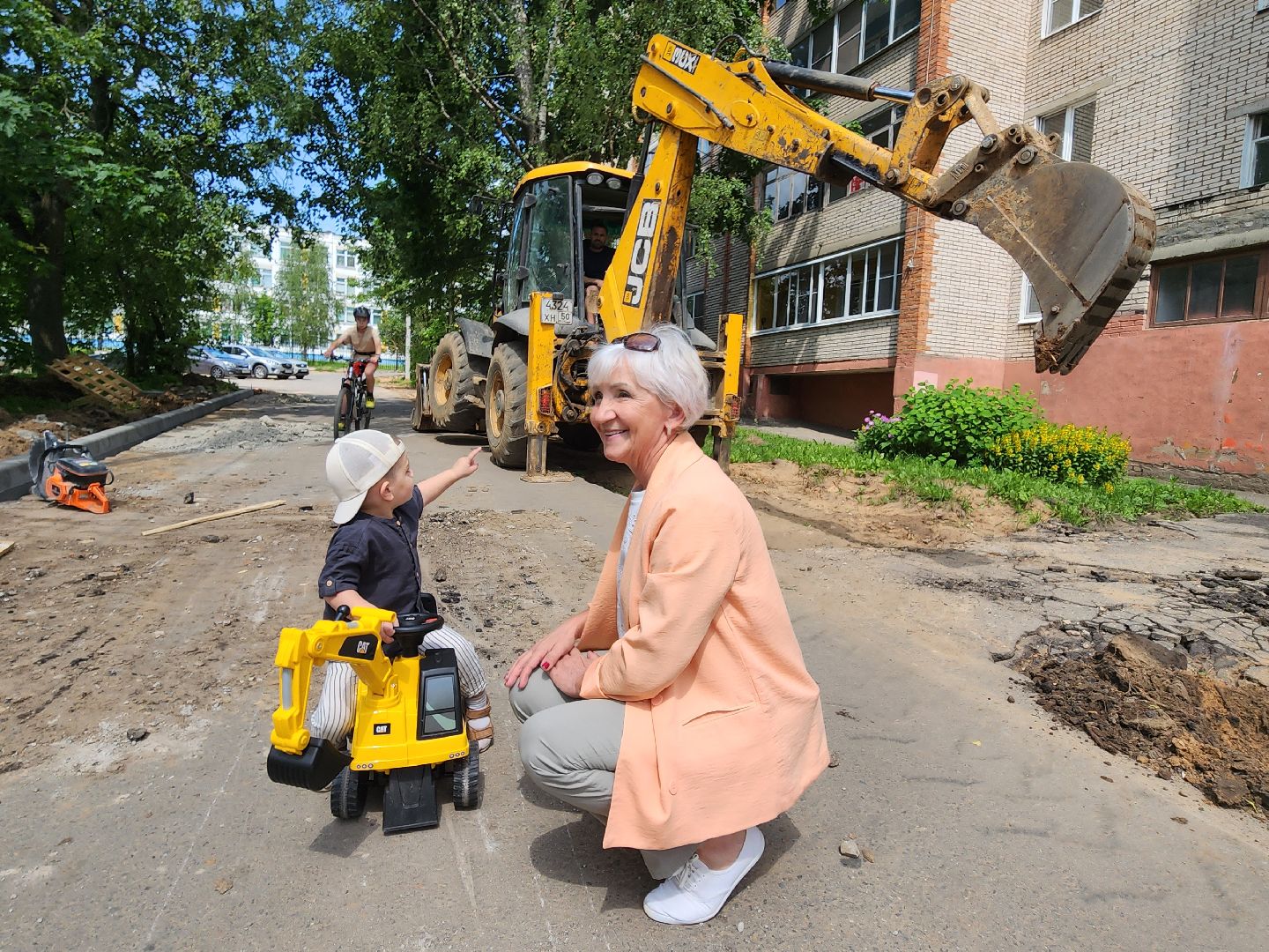 красноармейск, городской округ пушкинский, благоустройство дворов, замена бордюров,