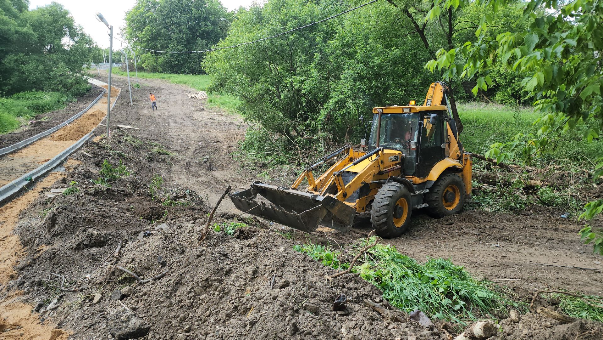 кашира, благоустройство, тротуар, пешеходная дорога, тесна, железная дорога,