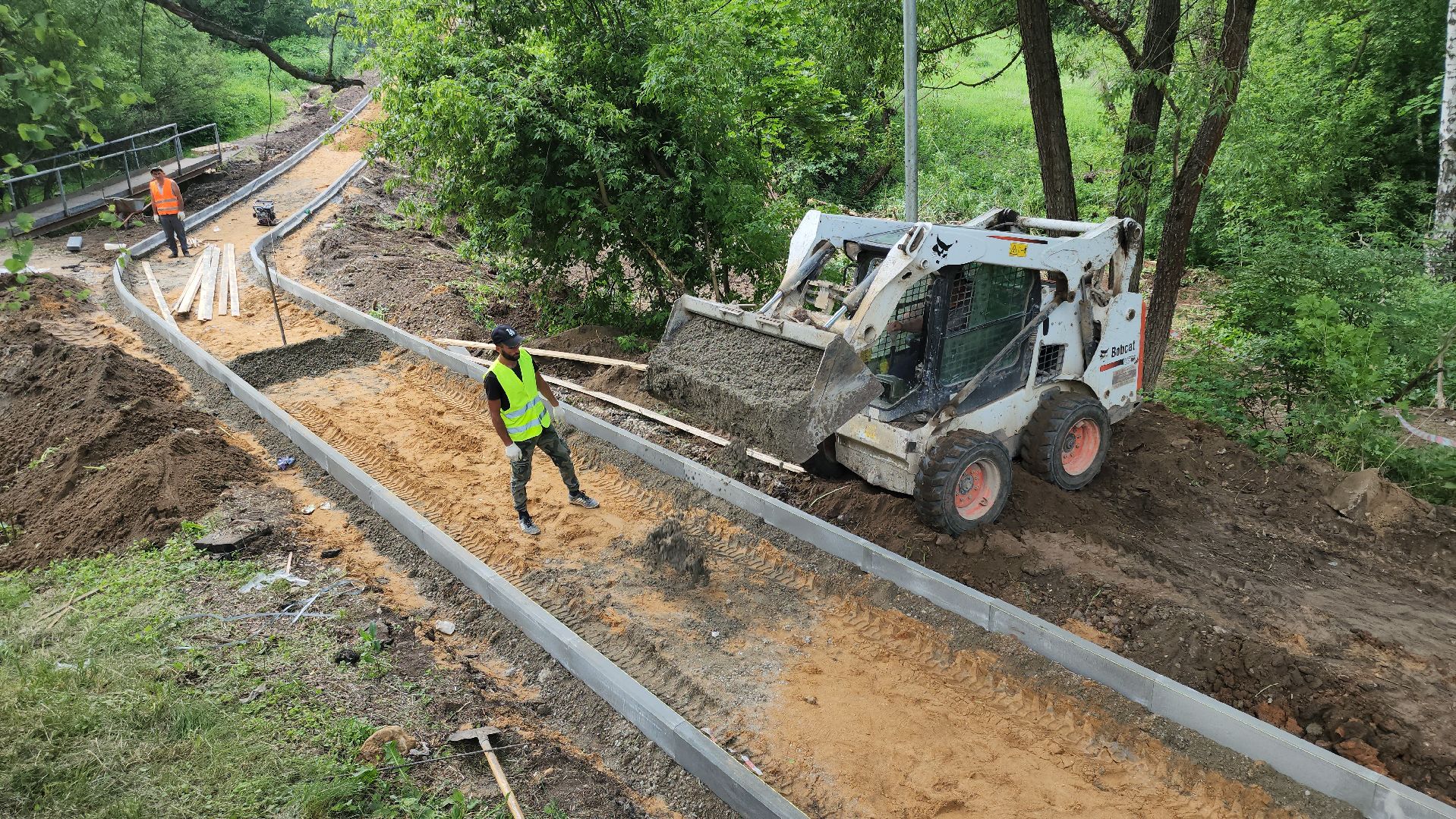 кашира, благоустройство, тротуар, пешеходная дорога, тесна, железная дорога,